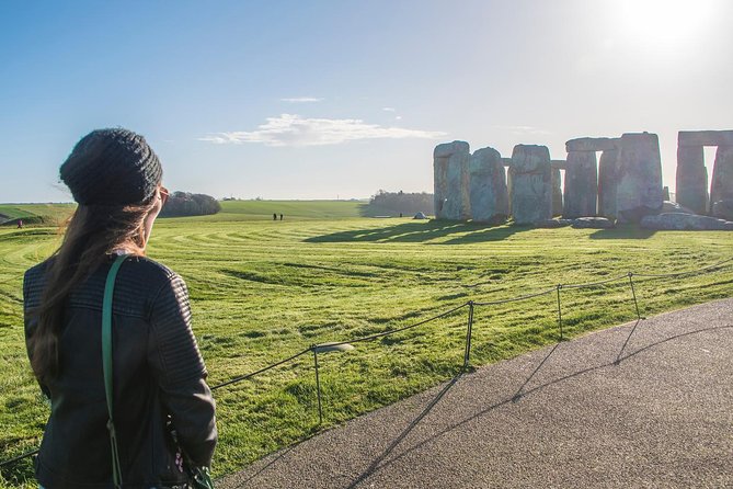 Small Group Cotswolds Village, Stonehenge and Bath Tour from London - Between Bath and the Cotswolds: the countryside drive you should not ignore