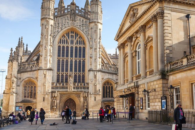 Small Group Stonehenge, Bath and Secret Place Tour from London - Guides make or break the day, and this tour leans hard on that