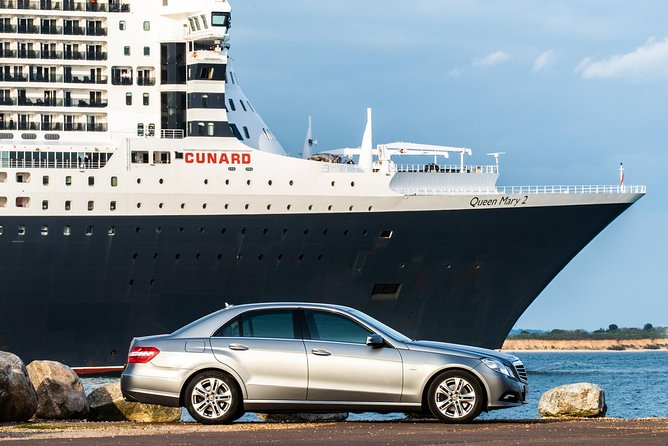 Southampton to Heathrow via Attraction of your choice - Pick your attraction stops without turning your day into chaos