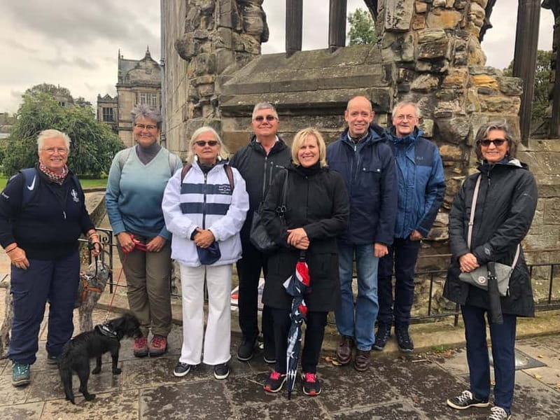 St Andrews: Top Sights Guided Walking Tour - Pace, shoes, and weather: the practical side of St Andrews walking
