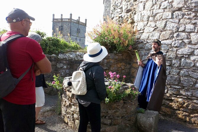St Davids Comedy Walking Tour - The tour group: small enough to feel personal