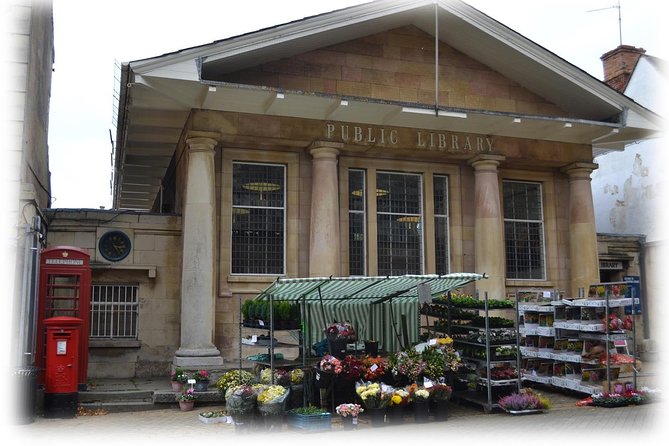 Stamford Town Guided Tours - Stop 3: Barn Hill, a favorite stretch of Stamford