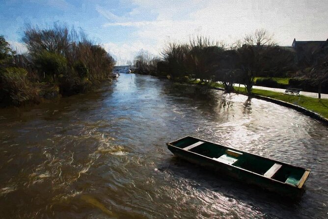 Stand-up Paddleboard SUP Safari on The River Avon For Beginners - Price and Value: What Around $93.91 Per Person Actually Buys