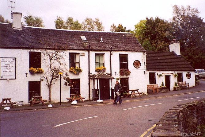 Stirling, Highlands & Distillery in Spanish - Killin and Loch Tay walks: quick nature time, not a long hike