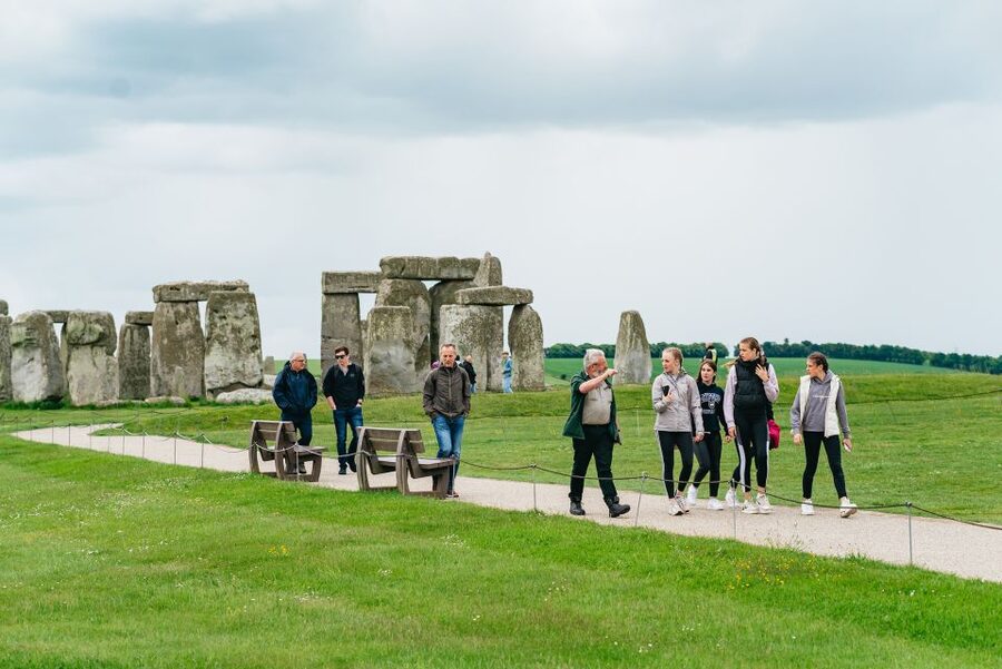 Stonehenge Admission Ticket - The free phone audio guide: practical, fast, and made for walking