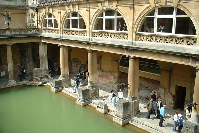 Stonehenge and Bath Day Trip from London with Optional Roman Baths Visit - Value for Around 137.30: What You Gain Versus What You Still Handle