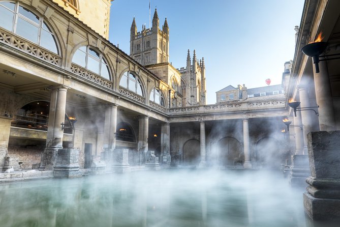 Stonehenge and Bath Tour from London - Meeting point, timing, and what to expect when the bus rolls out
