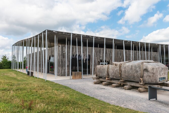 Stonehenge and Salisbury Cathedral Private Tour from Southampton - Should you book this Stonehenge and Salisbury day trip?