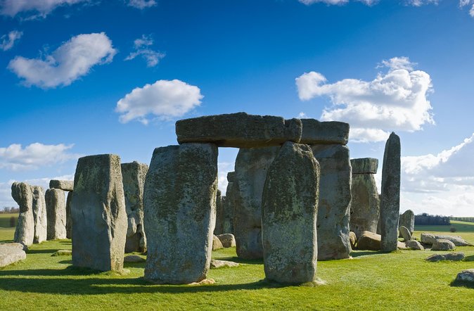 Stonehenge and The Stone Circles of Avebury Day Trip from London - Avebury’s stone circle and village: the rare mix of scale and calm