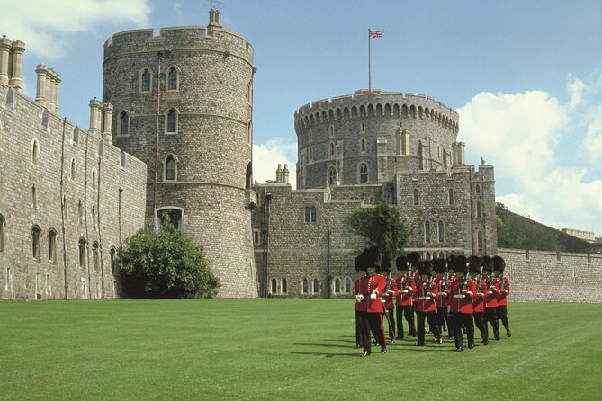 Stonehenge and Windsor from London - Guide storytelling is the difference maker on this trip
