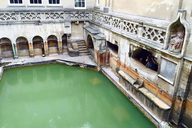 Stonehenge & Bath Day Tour from London including Admission - Who you are going with, and why the group size feels important