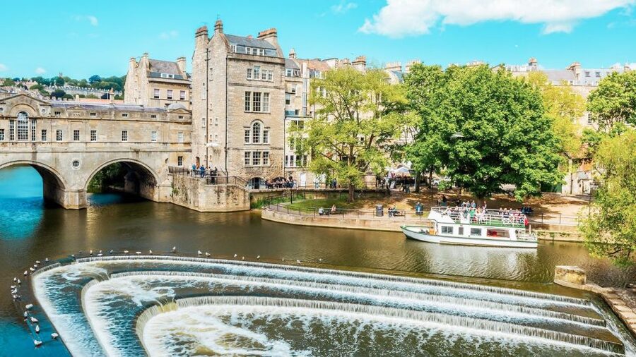 Stonehenge & Bath: Full-Day Coach Tour from London - Who this tour suits best (and who should rethink it)