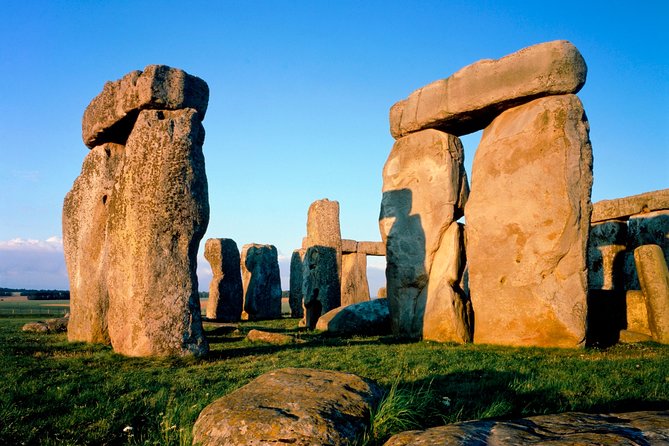 Stonehenge & Bath Private Car Tour from London - Should You Book This Stonehenge and Bath Private Car Tour?