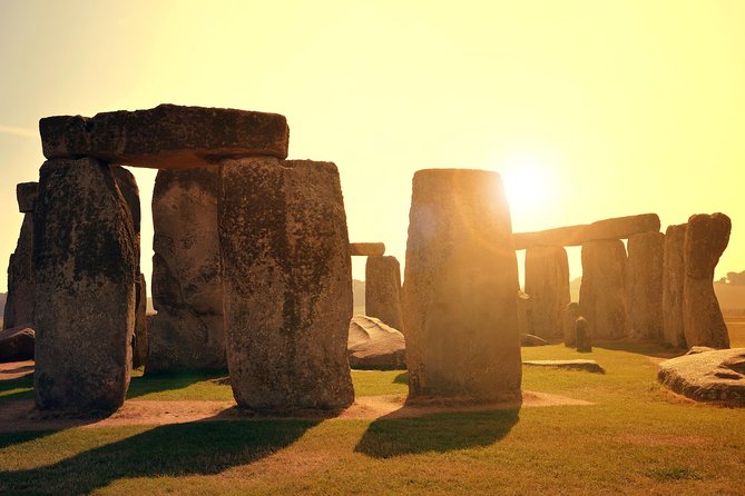 Stonehenge Morning Half-Day Tour from London Including Admission - The road trip part: comfort, countryside views, and guided context