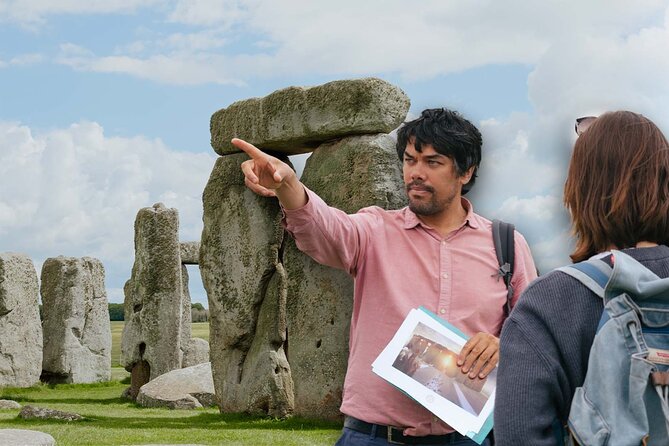 'Stonehenge & Secret England' from Bath for 2-8 curious adventurers - Bath Pickup and a Calm 9-Seater Start at 9am