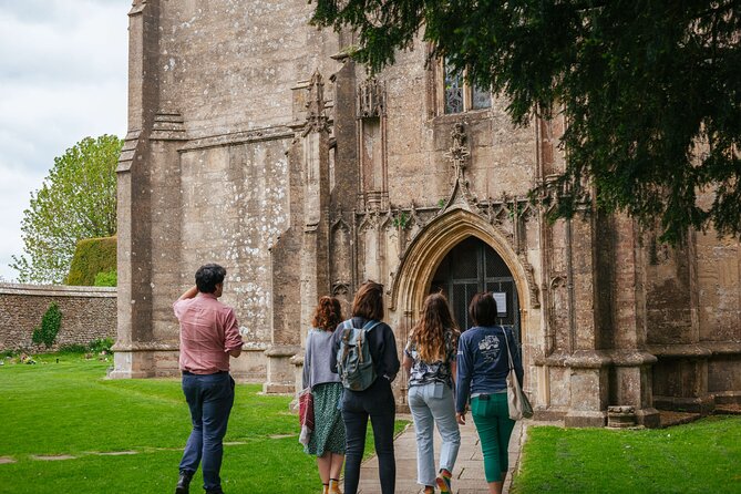 'Stonehenge & Secret England' from Bath for 2-8 curious adventurers - Pub Lunch, Tea Pause, and When You Should Eat