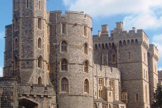 Stonehenge, Windsor Castle and Bath Full Day Guided Tour - Bath and the Roman Baths: short time, big payoff