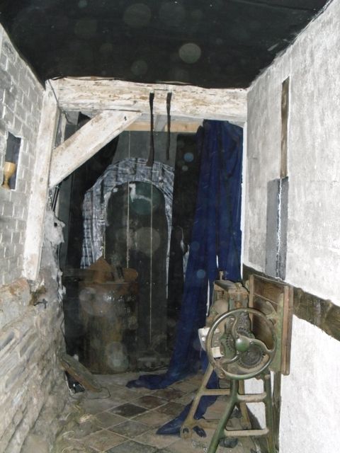 Stratford-upon-Avon: Lantern-Lit Ghost Tour at Tudor World - Ghost Book Souvenir, and Whether It’s Worth It