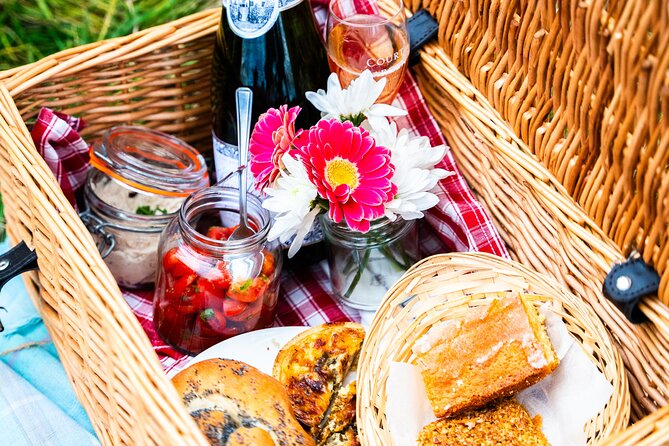 Sussex Vineyard & Winery Bus Tour on Iconic Vintage London Bus - Who This Sussex Winery Bus Tour Is Best For