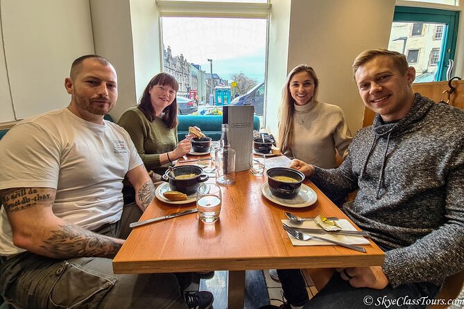 Tailored Premium Edinburgh Food Tour with Highest Quality Dishes - New Town, 250-year-old streets, and a flavor shift