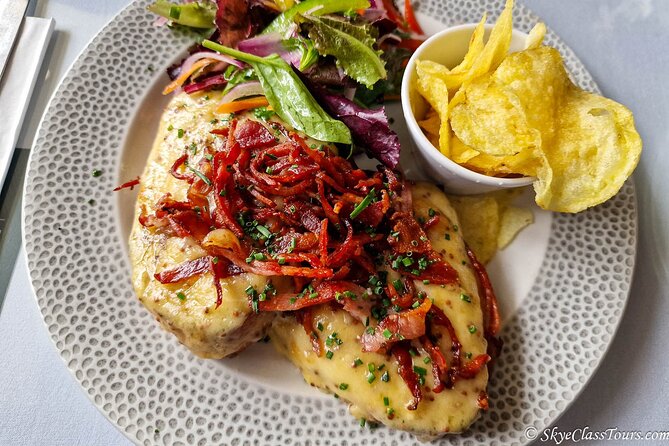 Tailored Premium Edinburgh Food Tour with Highest Quality Dishes - Small-group touring that feels personal, not scripted