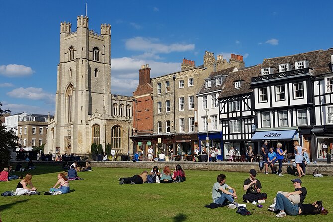 Tangential Cambridge: Group Walking Tour of Sights and Highlights - Free School Lane and Cambridge’s First Physics Laboratory