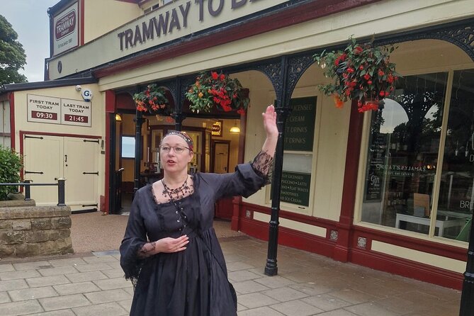 The Black Widow - Dark Tales around Scarborough - Stops and Photo Moments, South Bay to the Grand Hotel Finish