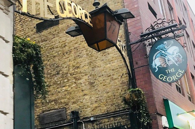 The Cloak and Dagger Tour in London - Southwark at night: what makes this walk different