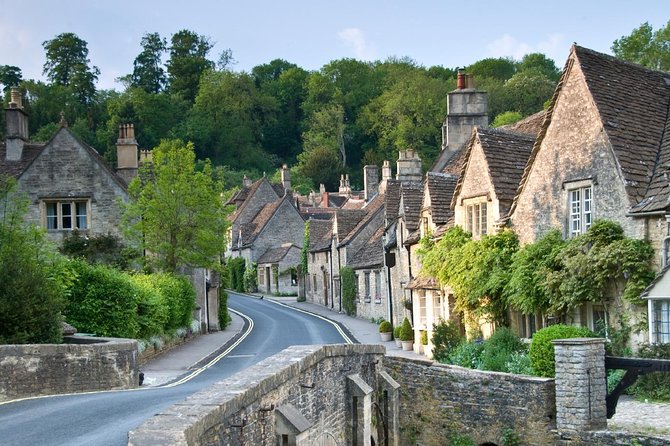 The Cotswolds Guided Day Tour from London - A day trip that turns London time into village time