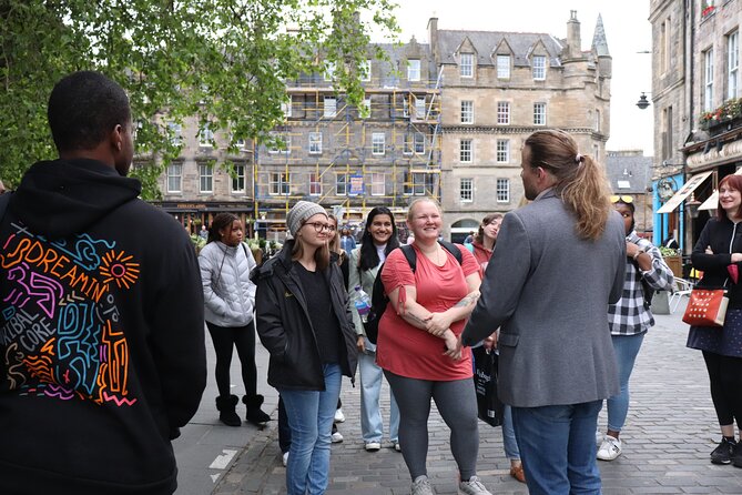 The Edinburgh Literary Pub Tour - Old Town Lanes to the West End: How the Route Plays Out