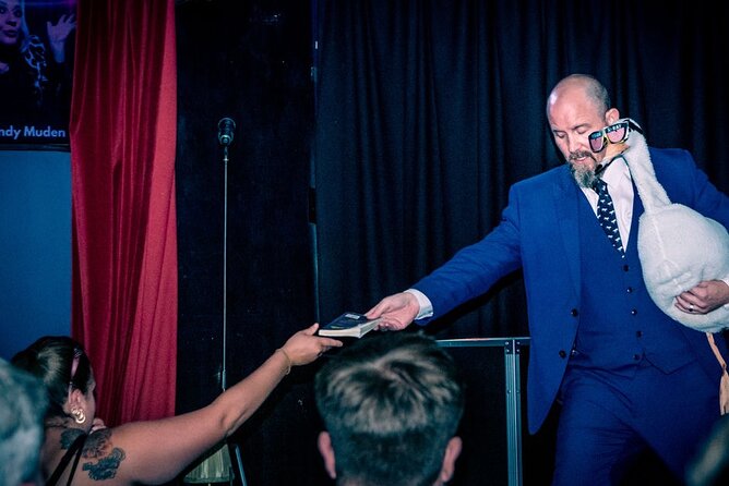 The House Magicians' Comedy Magic Show at Smoke & Mirrors in Bristol (Sat 7pm) - Where Smoke & Mirrors feels more like a show than a bar