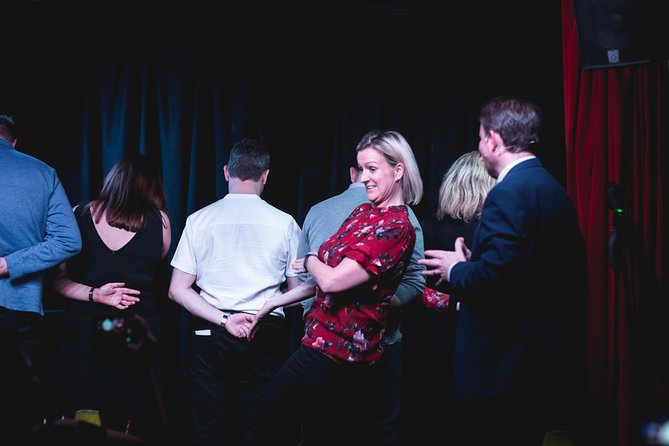 The House Magicians Comedy Magic Shows - Getting In Smoothly, Then Getting Fed (Yes, Pizza and Prosecco)