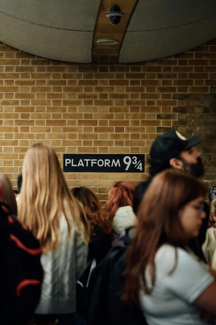 The most complete and exclusive Harry Potter tour in London - Millennium Bridge and St Paul’s: the dramatic London angles