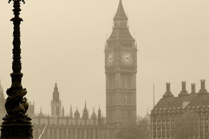 The Original Jack the Ripper Coach Tour of Haunted London - Sherlock Holmes Pub finale near Trafalgar Square, and what to expect there