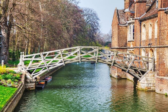 The Original Uncomfortable Cambridge™ Tour - How this tour changes Cambridge history from facts to questions