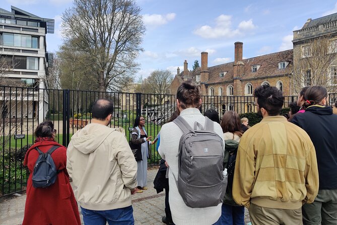 The Original Uncomfortable Cambridge™ Tour - Darwin College and Queens’ College: women’s membership and black students