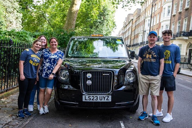 The Premier Classic London: Private 4-Hour Tour in a Black Cab - St Paul’s Cathedral, Tower of London, and Photo Stops That Matter