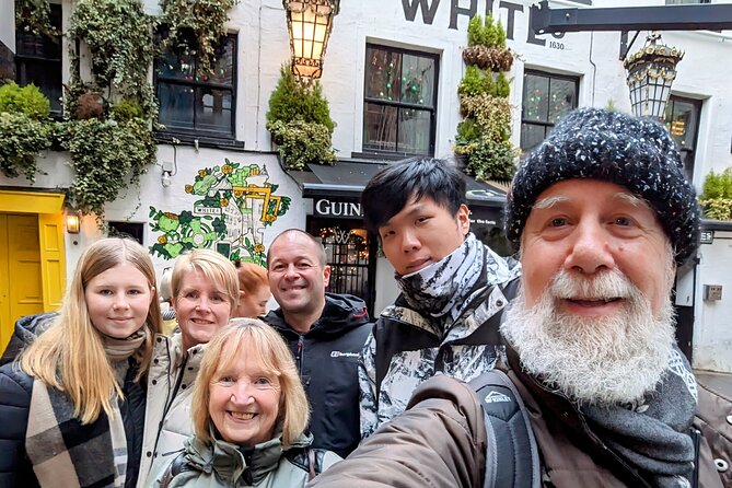 The Real Story of Belfast walking tour with a local guide - Key points worth knowing
