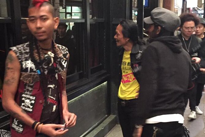 The StrummerWalk - Pace, Comfort, and Who This Tour Fits Best