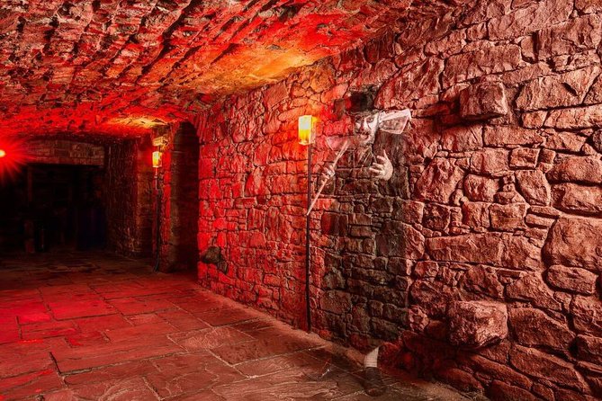 The World Famous Underground Ghost Tour - Greyfriars Kirkyard: tombstones, poltergeists, and the loyal dog