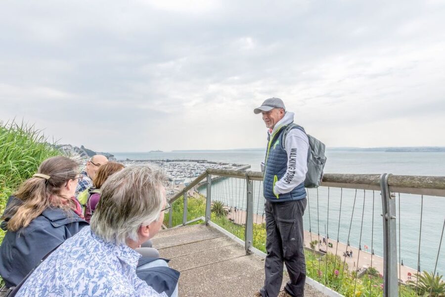 Torquay: The extraordinary life of Agatha Christie tour - Graham’s style: humor, drama, and Christie-themed participation