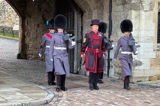 Tower of London Early Access, Opening Ceremony and Royal London - The Beefeaters, the keys, and getting into the Crown Jewels first
