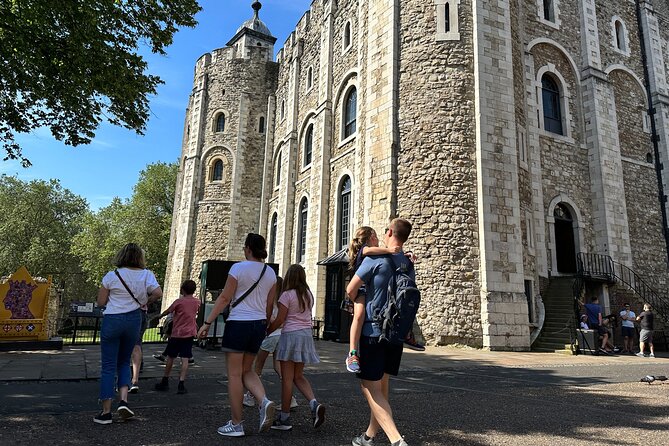 Tower of London for kids & families Private Guided Tour with pre-booked Tickets - Tower of London with kids, why this tour format works