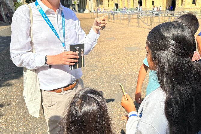 Tower of London for kids & families Private Guided Tour with pre-booked Tickets - Yeomen Warders (Beefeaters) and the ravens story children remember