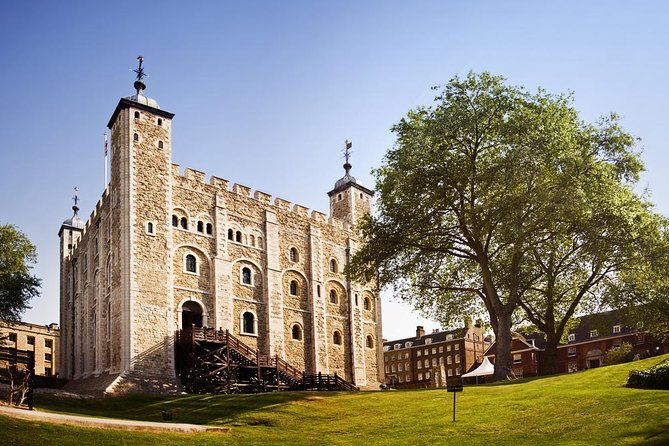 Tower of London with London Hop-On Hop-Off Tour and River Cruise - Price and value check for $106.96