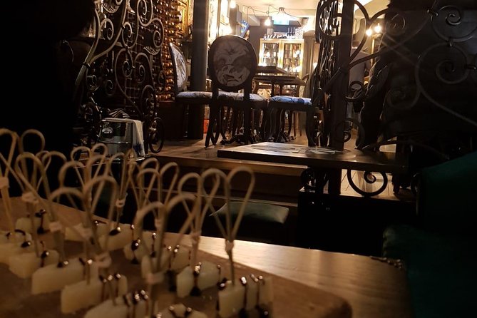 Ultimate London Cheese Crawl : Guided Food Tour - Covent Garden Finale: Last Samples and Where to Go After