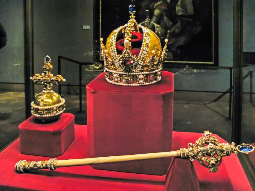 Ultimate Tower of London, Beefeater Welcome & Crown Jewels - Key takeaways before you go