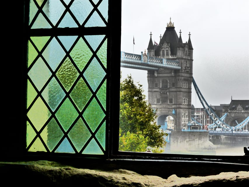 Ultimate Tower of London, Beefeater Welcome & Crown Jewels - Inner Ward, Ravens Den, and Tower life in real spaces