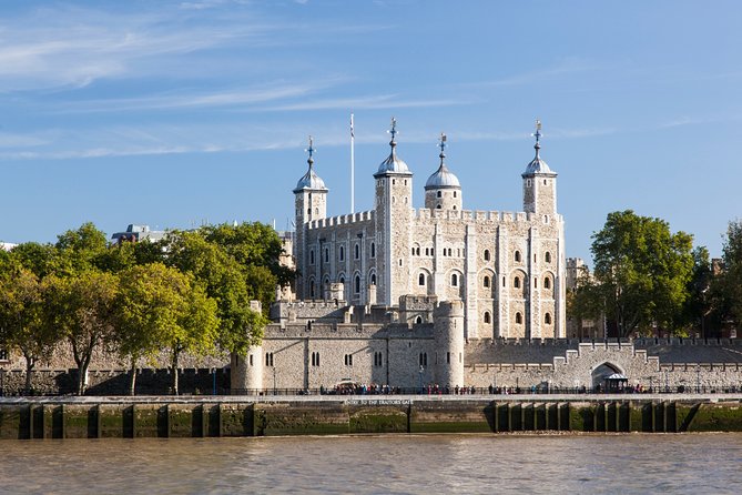 VIP Early Access: Opening Ceremony Tower of London & Bridge Entry - Tower Hill start: the smart way to beat London’s morning lines