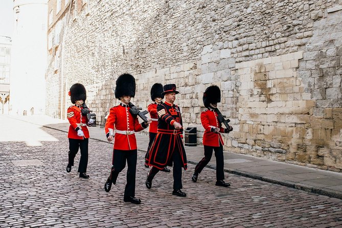 VIP Early Access Opening Ceremony Tower of London & River Cruise - Inside the White Tower: A Refurbished Medieval Castle Tour